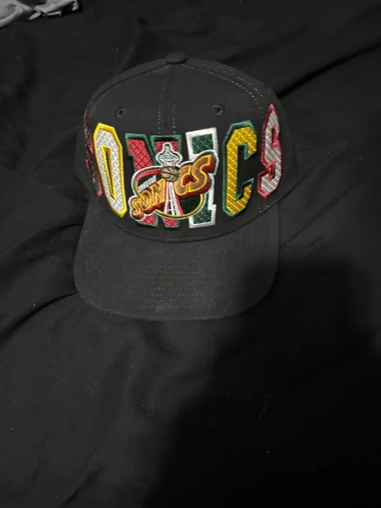 Seattle SuperSonics Hat - Picture 1 of 5